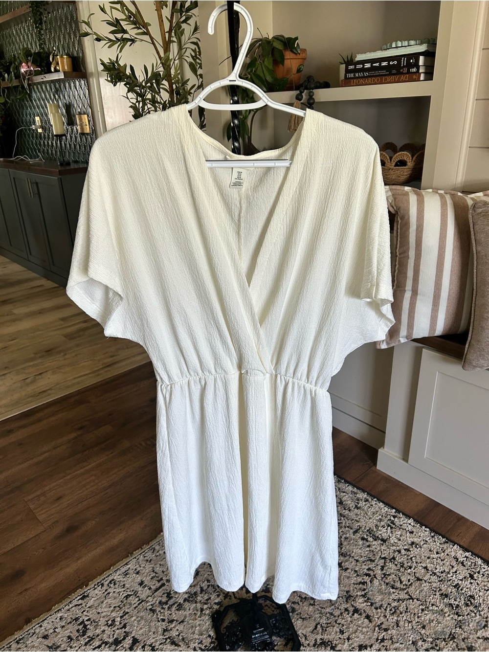 White V-Neck Short Sleeve Women's Dress